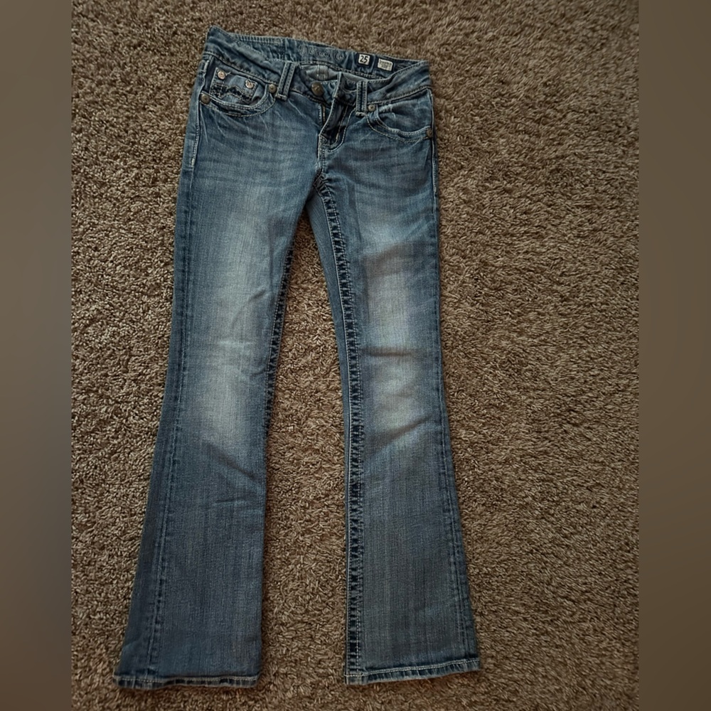 Miss Me Jeans, low rise, boot cut size 25